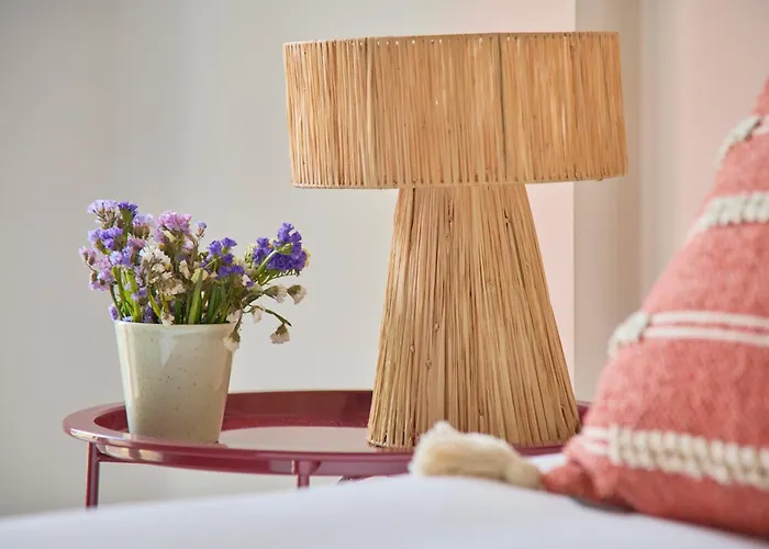 Fresh & Sunny, 5 Min Walk To Beach, By Timecooler * Setubal