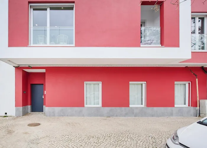 Apartment Fresh & Sunny, 5 Min Walk To Beach, By Timecooler Setubal