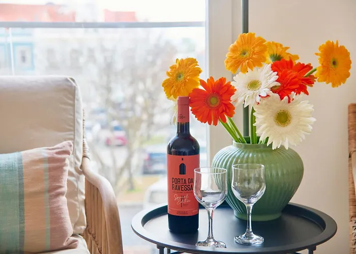 公寓 Fresh & Sunny, 5 Min Walk To Beach, By Timecooler *