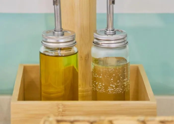 Fresh & Sunny, 5 Min Walk To Beach, By Timecooler *