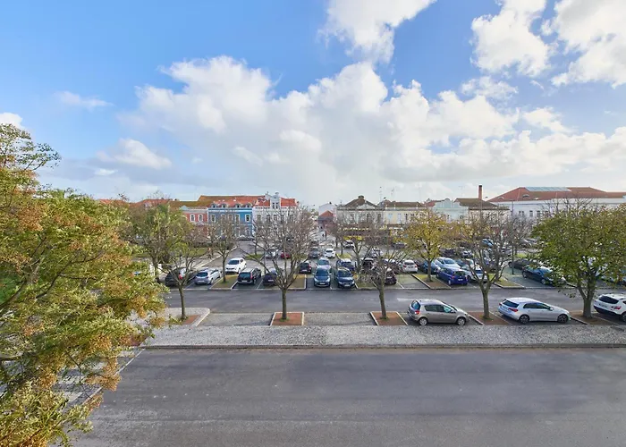 Fresh & Sunny, 5 Min Walk To Beach, By Timecooler 塞图巴尔